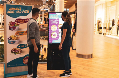 某商場43寸立式液晶廣告機(jī)